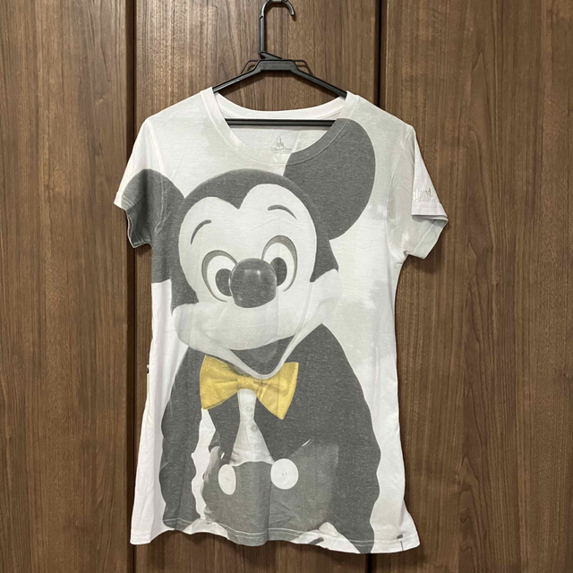 Disney(ディズニー)の日本未入荷　カリフォルニアディズニー　Tシャツ　ディズニー レディースのトップス(Tシャツ(半袖/袖なし))の商品写真