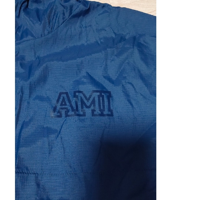 ami(アミ)の【中古】アミami ナイロンパーカーサイズM ネイビー メンズのトップス(パーカー)の商品写真