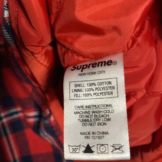 Supreme(シュプリーム)のSupreme Arc Logo Quilted Flannel Shirt メンズのトップス(シャツ)の商品写真