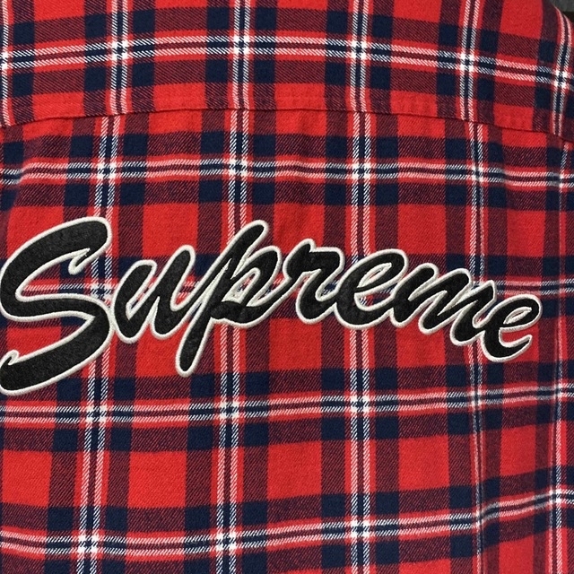 Supreme(シュプリーム)のSupreme Arc Logo Quilted Flannel Shirt メンズのトップス(シャツ)の商品写真