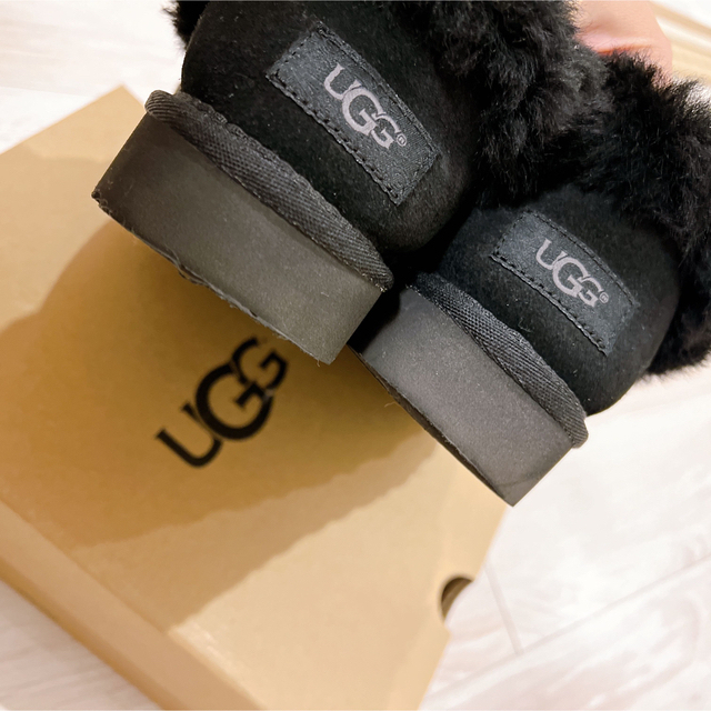 UGG(アグ)のユナイテッドアローズ × アグ レディースの靴/シューズ(ブーツ)の商品写真