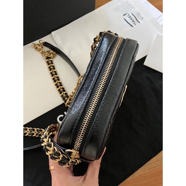 CHANEL(シャネル)の専用CHANELシャネル正規店グレインドスキンショルダーバッグレザーゴールド金具 レディースのバッグ(ショルダーバッグ)の商品写真