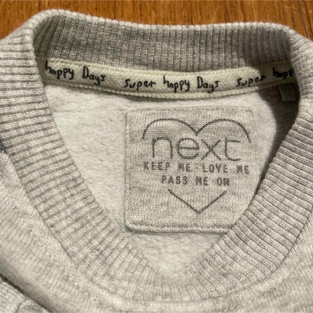 NEXT(ネクスト)の【NEXT】ドット柄トレーナー 3-6m キッズ/ベビー/マタニティのベビー服(~85cm)(トレーナー)の商品写真