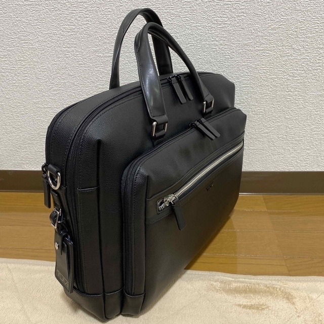 TUMI トゥミ レザー ビジネスバッグ 【楽天スーパーセール】 19278円