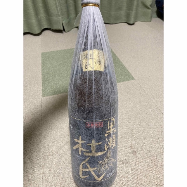 本格焼酎 一どん(1800ml)、黒瀬杜氏(1800ml)の+nuenza.com