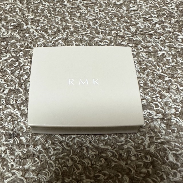 RMK(アールエムケー)の❰中古❱RMKスプリングブレイズデュオアイシャドウ#02ローファイア コスメ/美容のベースメイク/化粧品(アイシャドウ)の商品写真