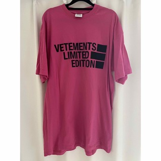ヴェトモン(VETEMENTS)のVETEMENTS Tシャツ(Tシャツ/カットソー(七分/長袖))
