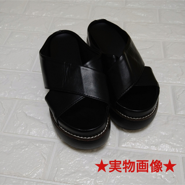 レトロサンダル 厚底 ルームサンダル 23cm ヒール6cm 黒 新品 レディースの靴/シューズ(サンダル)の商品写真