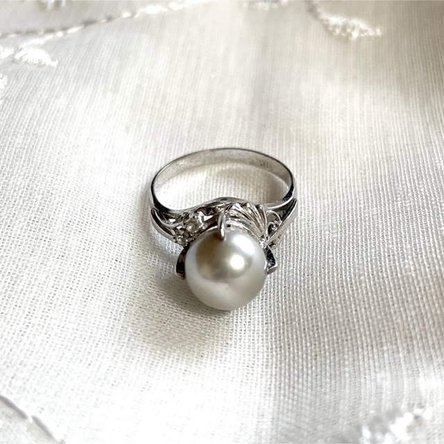 ヴィンテージリング 大粒 本真珠 パール シルバー ラインストーン アンティーク レディースのアクセサリー(リング(指輪))の商品写真