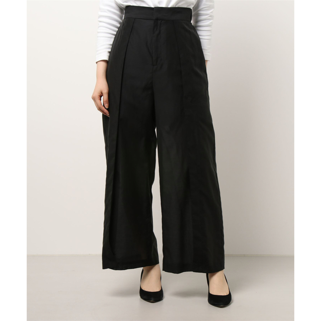 Ameri VINTAGE(アメリヴィンテージ)のSHEER BUTTON PANTS アメリヴィンテージ レディースのパンツ(その他)の商品写真