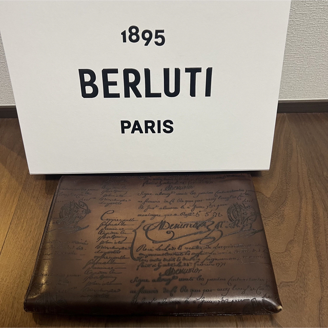 BERLUTI ベルルッティ クラッチ ニノGM スクリット カリグラフィ