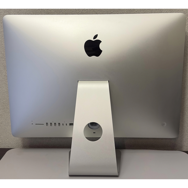 Mac (Apple)(マック)のiMac 21.5 i5 8GB 1TB HHD 2017  スマホ/家電/カメラのPC/タブレット(デスクトップ型PC)の商品写真