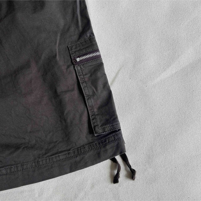 BURBERRY BLACK LABEL(バーバリーブラックレーベル)のBURBERRY BLACK LABEL Short Cargo Pants メンズのパンツ(ショートパンツ)の商品写真
