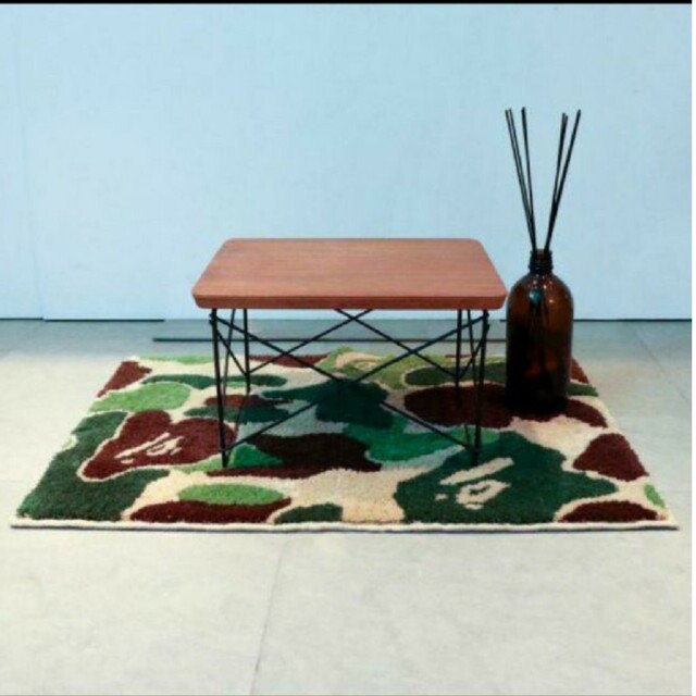 A BATHING APE(アベイシングエイプ)のA BATHING APE ABC CAMO RUG MAT インテリア/住まい/日用品のラグ/カーペット/マット(ラグ)の商品写真