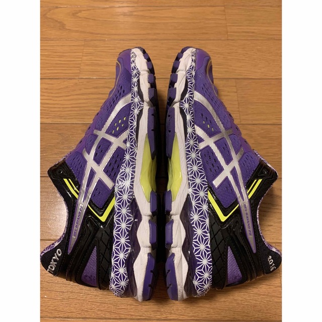 asics(アシックス)のAsics GEL-KAYANO 22 TOKYO 22東京マラソン限定シューズ レディースの靴/シューズ(スニーカー)の商品写真