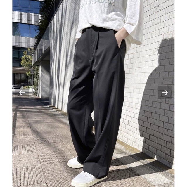 Spick & Span(スピックアンドスパン)のspick and span スムースツイルワンタックパンツ レディースのパンツ(カジュアルパンツ)の商品写真