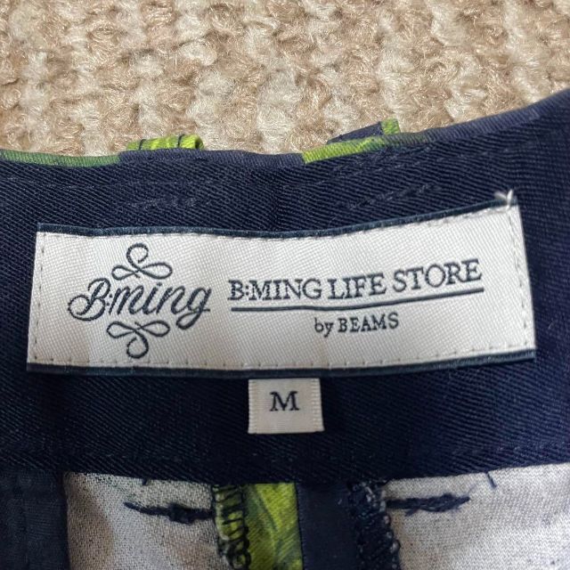 BEAMS(ビームス)の2517 BMING LIFE STORE ショートパンツ 花柄 ネイビー レディースのパンツ(ショートパンツ)の商品写真