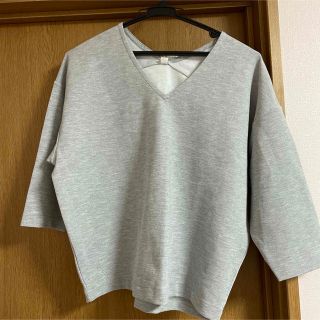 ユニクロ(UNIQLO)のユニクロ トップス  新品(Tシャツ(長袖/七分))