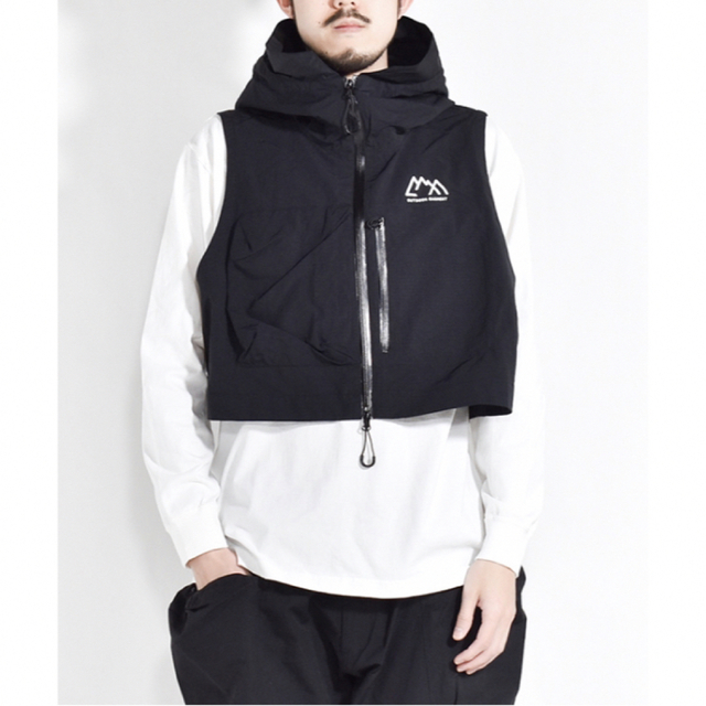 【美品】COMFY OUTDOOR GARMENT PHANTOM VEST メンズのトップス(ベスト)の商品写真