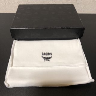 MCM - 美品 MCM パスポートケースの通販 by くろふね's shop|エムシー