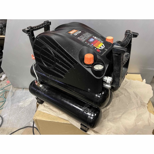 良品 大容量27L低騒音マックス☆高圧専用AK-HH1270Eエアコンプレッサー-