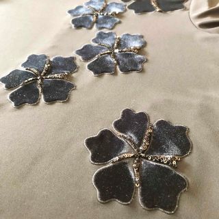 TOKUKO 1er VOL ワンピース 花柄 ラメ入り 刺繍入り 美品-