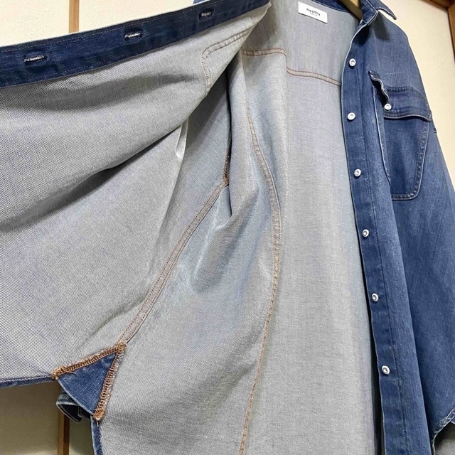 Healthy DENIM(ヘルシーデニム)のHealthy denim ヘルシーデニムAlmond デニムシャツ レディースのトップス(シャツ/ブラウス(長袖/七分))の商品写真