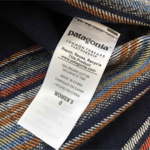 patagonia(パタゴニア)のパタゴニア　アウトドアシャツ　ネルシャツ　柄 レディースのトップス(シャツ/ブラウス(長袖/七分))の商品写真