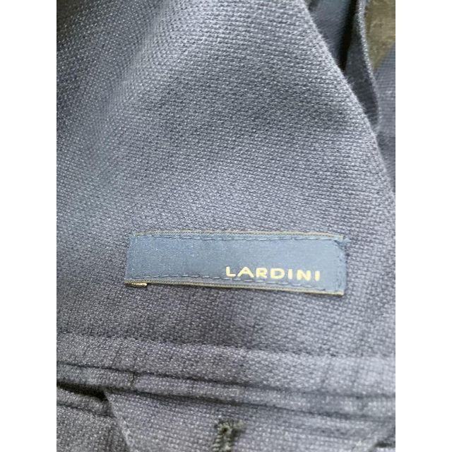 LARDINI(ラルディーニ)のラルディーニ　LARDINI ブレザー　紺ブレ　メタルボタン　テーラードジャケッ メンズのジャケット/アウター(テーラードジャケット)の商品写真