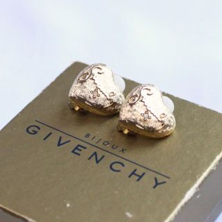 ジバンシィ(GIVENCHY)のジバンシー ハートロゴイヤリング(イヤリング)