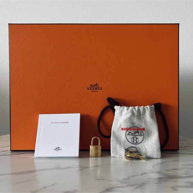 Hermes(エルメス)のエルメス　ピコタンロック　カーゴ　ゴールド金具　激レア❣️ レディースのバッグ(ハンドバッグ)の商品写真