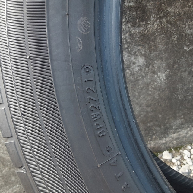 トーヨー　TOYO PROXES R46A 225/55R19 2本セット