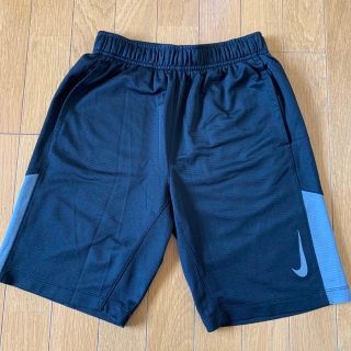 ナイキ(NIKE)の【NIKE】トレーニングショートパンツ　145〜150cm(パンツ/スパッツ)