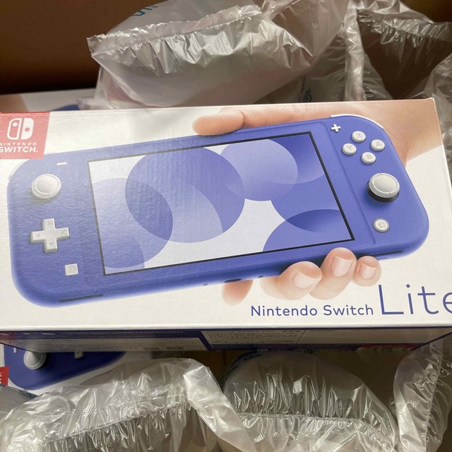 Nintendo Switch LITE ブルー　新品未使用品2台セットのサムネイル