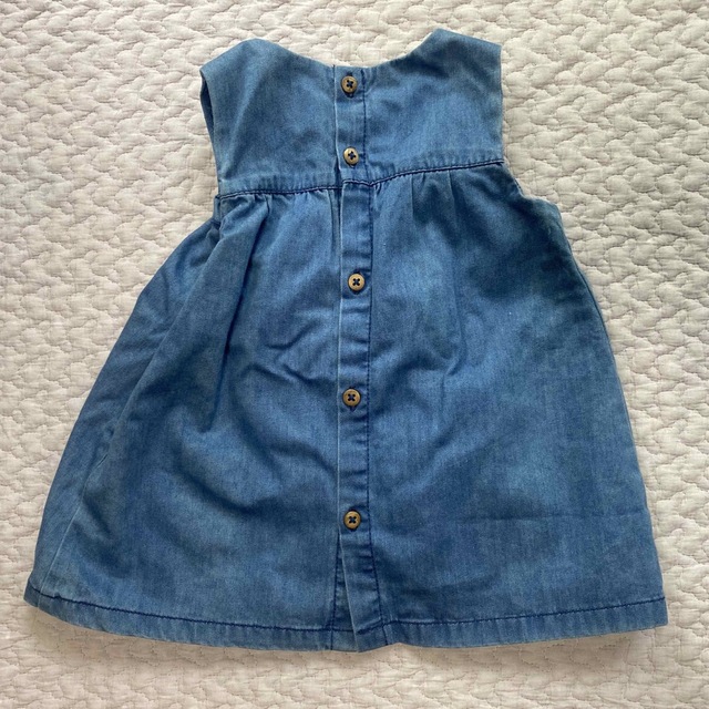 ZARA KIDS(ザラキッズ)の［新品未使用］zara 80cm デニムワンピース ブルマ付き キッズ/ベビー/マタニティのベビー服(~85cm)(ワンピース)の商品写真