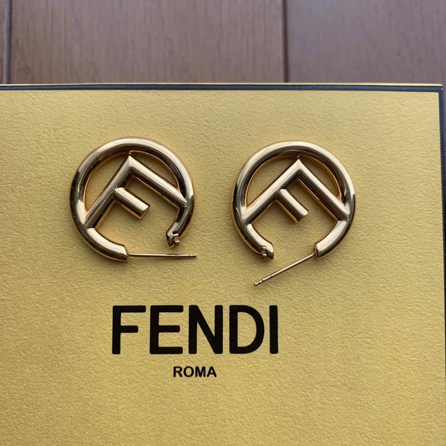 FENDI(フェンディ)のFENDI ピアス レディースのアクセサリー(ピアス)の商品写真