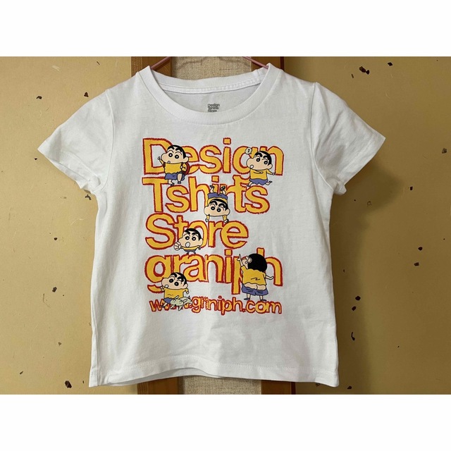 グラニフ クレヨンしんちゃん コラボ Tシャツ stuff.liu.se