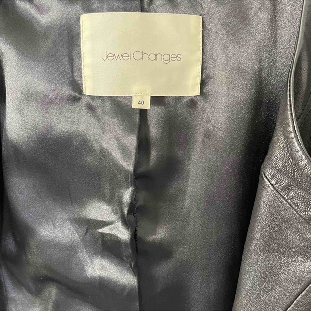 Jewel Changes(ジュエルチェンジズ)のノーカラーライダースジャケット　レザージャケット　ラムレザー レディースのジャケット/アウター(ライダースジャケット)の商品写真