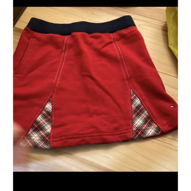 TOMMY HILFIGER(トミーヒルフィガー)のトミースカート キッズ/ベビー/マタニティのキッズ服女の子用(90cm~)(スカート)の商品写真