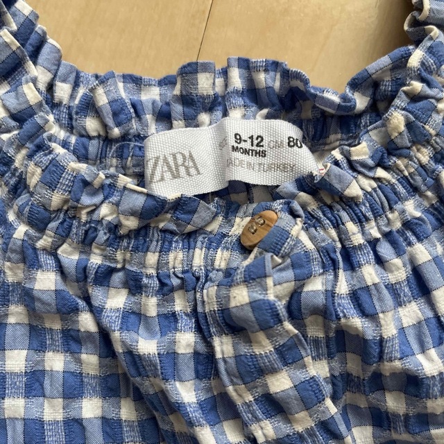 ZARA KIDS(ザラキッズ)のZARA ギンガムチェックブラウス　80 キッズ/ベビー/マタニティのベビー服(~85cm)(シャツ/カットソー)の商品写真