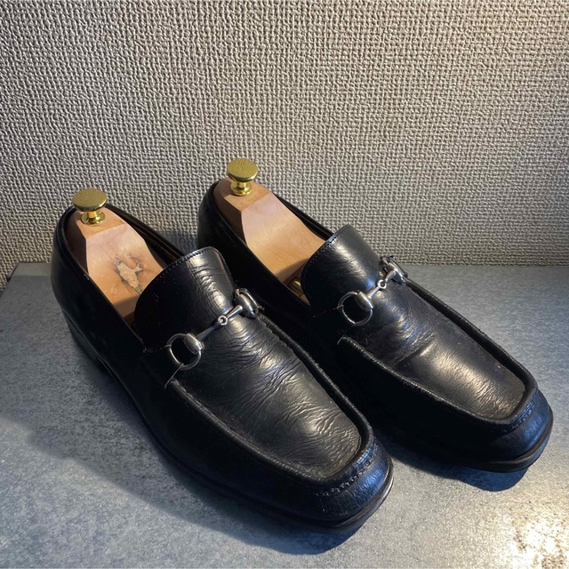 Gucci(グッチ)のGucci ホースビット ローファー サイズ9 カラーブラック メンズの靴/シューズ(ドレス/ビジネス)の商品写真