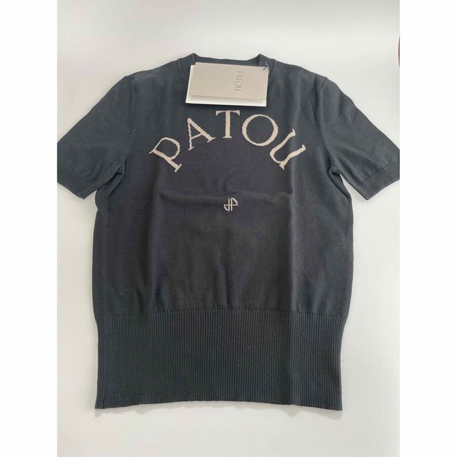 PATOU(パトゥ)のパトゥPATOU☆新品未使用ロゴ入りジャガード半袖ニット レディースのトップス(ニット/セーター)の商品写真