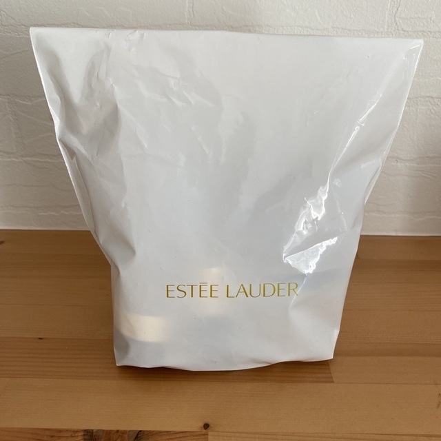 Estee Lauder(エスティローダー)のエスティーローダー　ミニサイズ　サンプル　セット　おまけ付き コスメ/美容のキット/セット(サンプル/トライアルキット)の商品写真