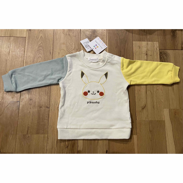 monpoke モンポケ　長袖シャツ　ピカチュウ　トレーナー　ポケモン　90cm キッズ/ベビー/マタニティのキッズ服男の子用(90cm~)(Tシャツ/カットソー)の商品写真