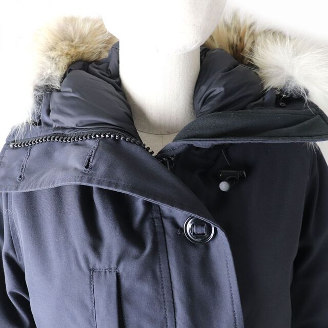 美品△正規品 CANADA GOOSE カナダグース 2300JL CHARLOTTE PARKA シャーロット ファー・フード付 ZIP UP  ダウンジャケット ネイビー S/P　e13-st30331-653