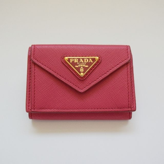 【極美品】 PRADA 財布 三つ折り マゼンタ ピンク サフィアーノ