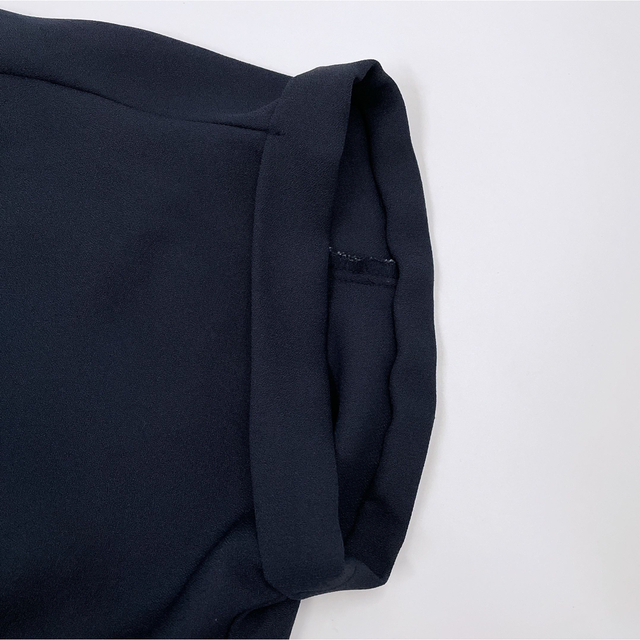 GU(ジーユー)のGU ジーユー エアリーシャツ 半袖 紺 レディースのトップス(シャツ/ブラウス(半袖/袖なし))の商品写真