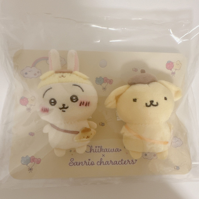ちいかわ(チイカワ)のちいかわ うさぎ ポムポムプリン マスコット ブローチ エンタメ/ホビーのおもちゃ/ぬいぐるみ(キャラクターグッズ)の商品写真