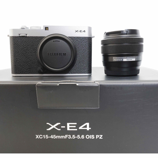 フジフイルム(富士フイルム)のFUJIFILM 富士フイルム X-E4 シルバー レンズキット おまけ付(ミラーレス一眼)