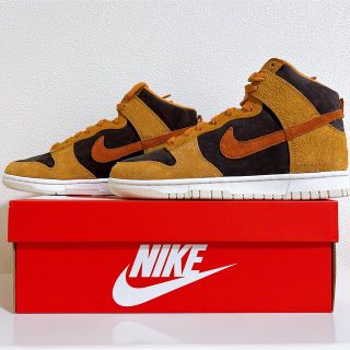 ナイキ(NIKE)のNIKE DUNK HIGH PRM DARK CURRY(スニーカー)